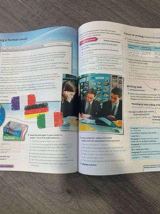 Mosaic 4. Student's Book (Spanish Edition)