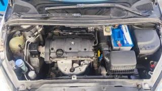 Peugeot 307sw SOLO 106000km pegatina B amarilla