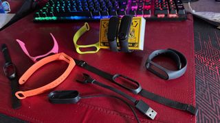 Xiaomi Mi Band y accesorios.
