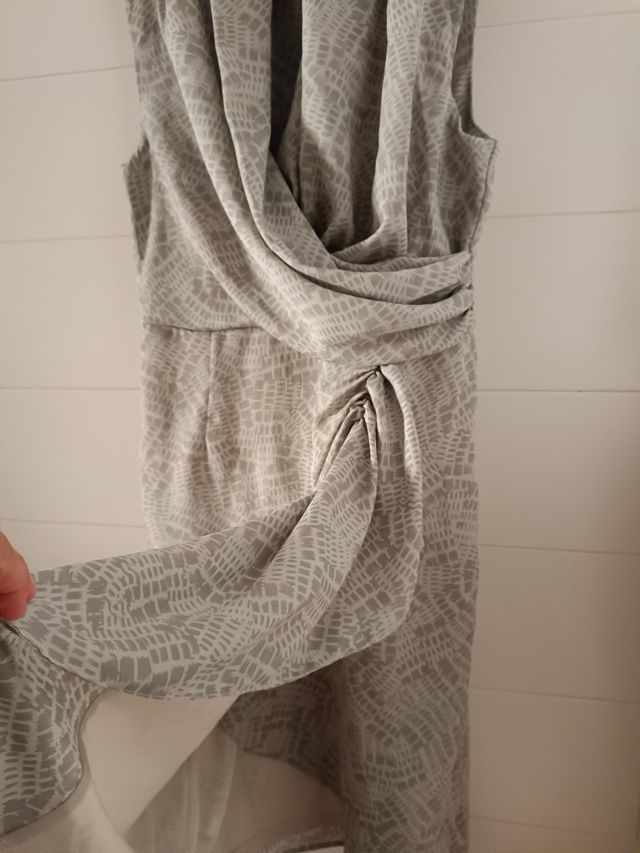 Vestido H&M beige sin mangas - M