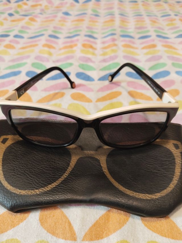 Gafas Carolina Herrera - blancas y negras