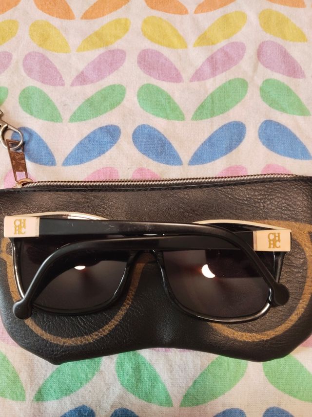 Gafas Carolina Herrera - blancas y negras