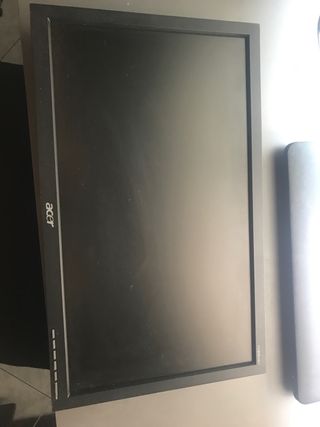 Monitor Acer V193HQv - Pantalla
En buen estado
