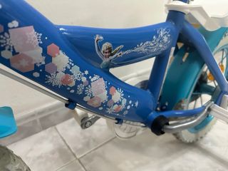 Bicicleta Frozen niña 12" usada