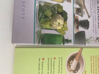Lote de 2 libros sobre terapias naturales