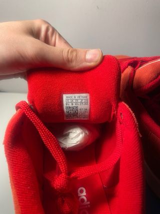 Zapatillas Adidas Campus rojas 00s