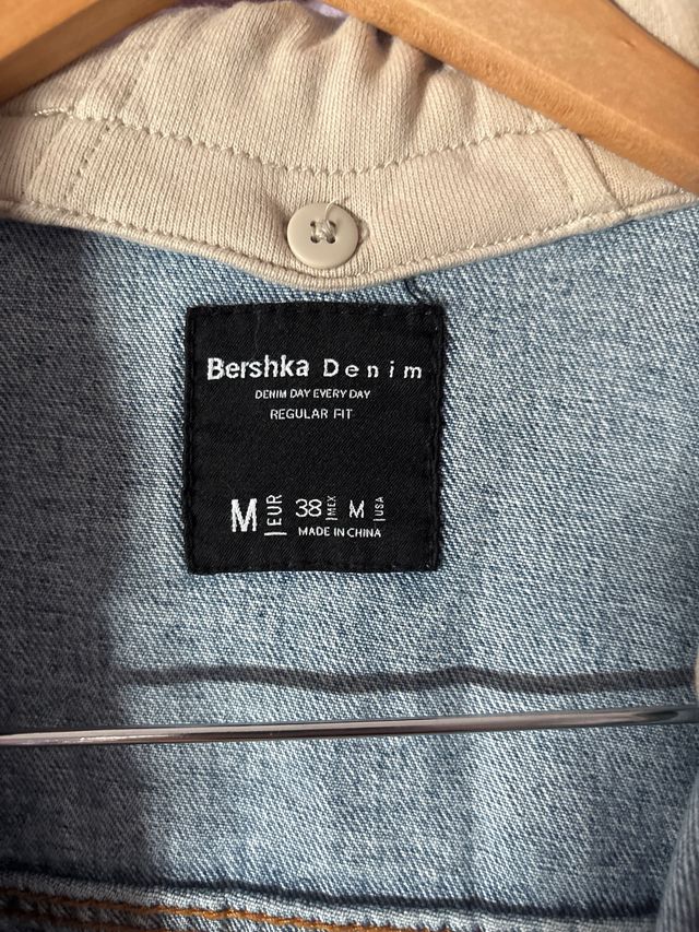 Cazadora vaquera Bershka Denim M