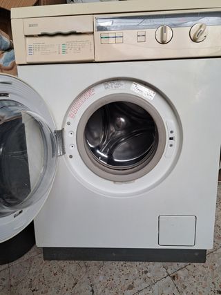 Lavadora Zanussi vintage