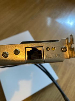 Tarjeta puertos externos RJ45 y 1394B Asus