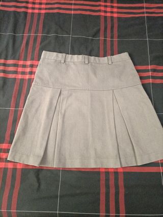 Falda gris escolar talla 12