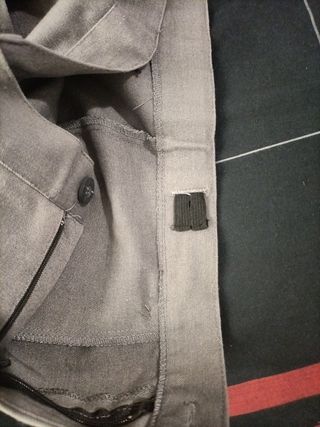 Falda gris escolar talla 12