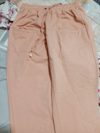 Pantalones deportivos beige