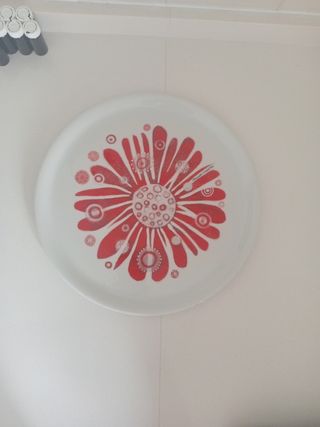 Plato decorativo - Flor roja