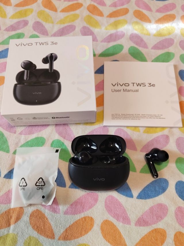 Auriculares Vivo TWS 3e negros