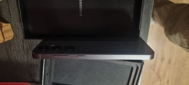 Samsung Galaxy S24 - Negro