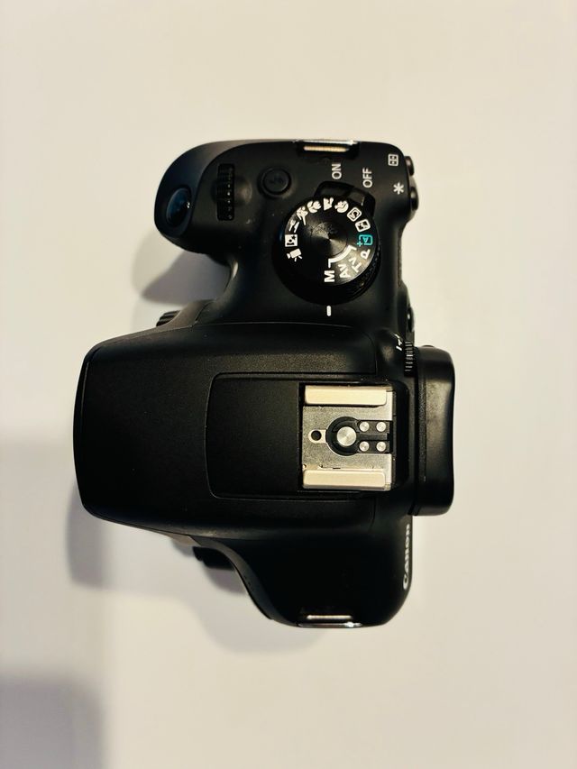Fotocamera reflex / DSLR Canon EOS 1300D