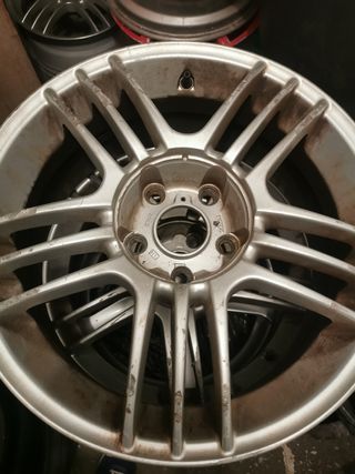 Llantas aluminio 17" usadas de Mitsubishi 3000gt