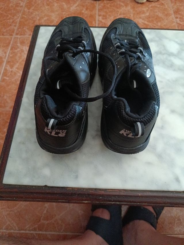 Zapatillas deportivas negras
