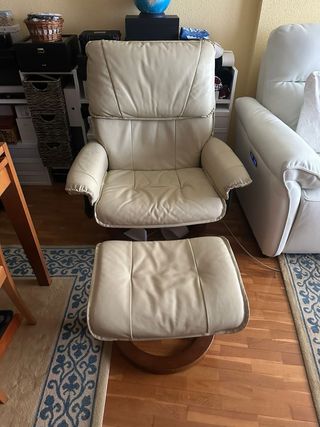 Butaca relax cuero beige
