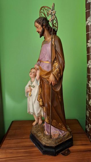 Figura San José con Niño