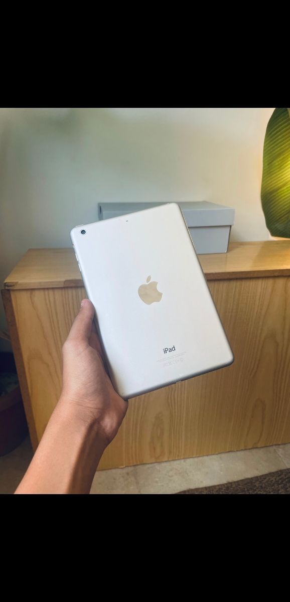 iPad mini 2 blanco - pantalla dañada