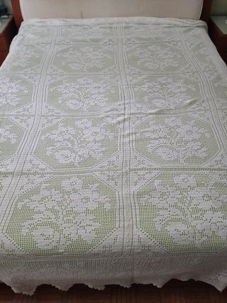 Copriletto cotone bianco fatto a mano
