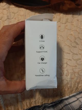 Cargador Bluetooth con FM manos libres