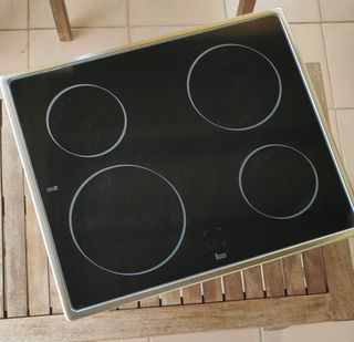Horno TEKA + Vitrocerámica 4 fuegos en acero INOX