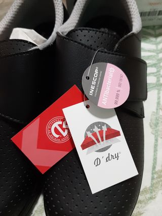 Zapatos de trabajo DIAN