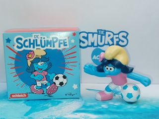 Puffi Bocciolina puffetta gioca a calcio McDonal