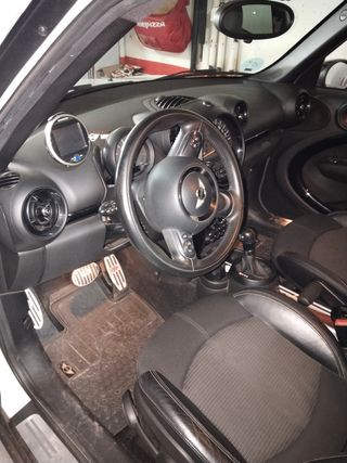 MINI Countryman 2015