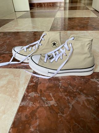 Converse plataforma beige