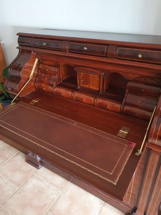 Secreter madera antiguo