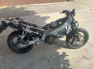 Honda CBR 600F i4 (2006) 