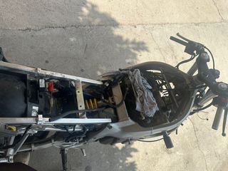 Honda CBR 600F i4 (2006) 