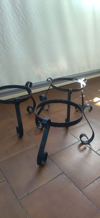 Maceteros de forja - Metal