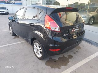 Ford Fiesta 2016 TREND 82CV