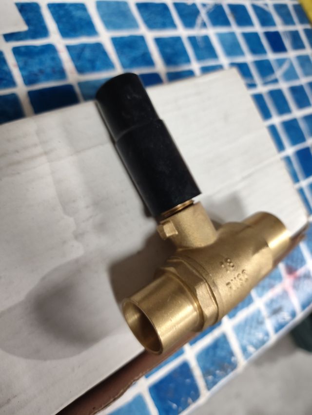 35 Válvulas de bola 18mm empotrar