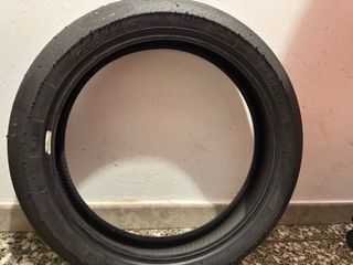 Pirelli Diablo Superbike SC2 Slicks