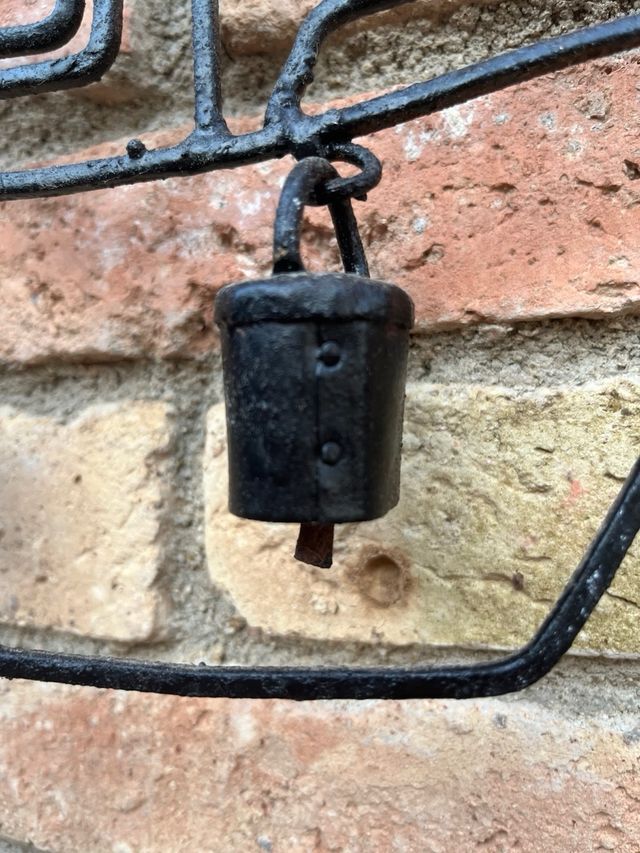 Movil de metal con campanitas - Decoración