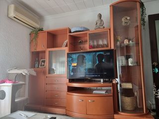 Mueble salón de madera maciza con gran capacidad