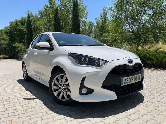 TOYOTA Yaris 1.5 120H Active Tech