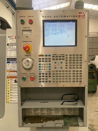 Centro de mecanizado Haas VF-5