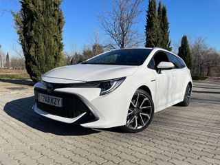 TOYOTA Corolla 2.0 180H FEEL ECVT TOURING SPORT