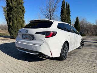TOYOTA Corolla 2.0 180H FEEL ECVT TOURING SPORT