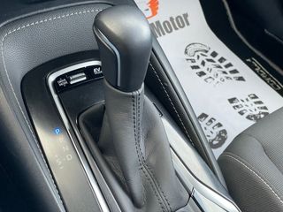 TOYOTA Corolla 2.0 180H FEEL ECVT TOURING SPORT