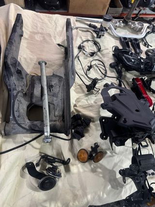 Yamaha Tracer GT 900 - Despiece