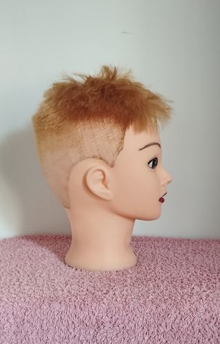 Maniquí cabeza pelo corto