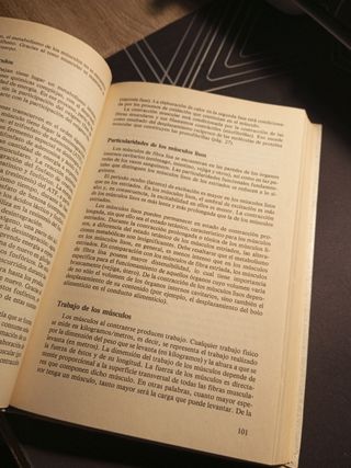 Anatomía y fisiología humanas 
