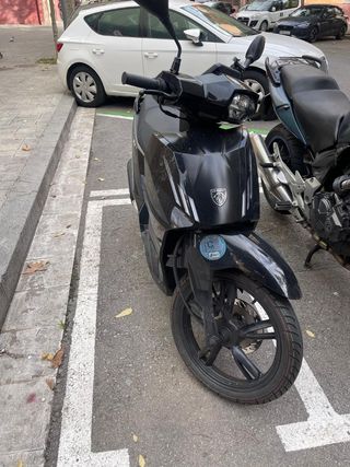 2024 Model 
50cc
Peugeot Tweet 12000km - 1700€
